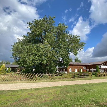 Kuelalistemaja Vehendi Motell Esterno foto