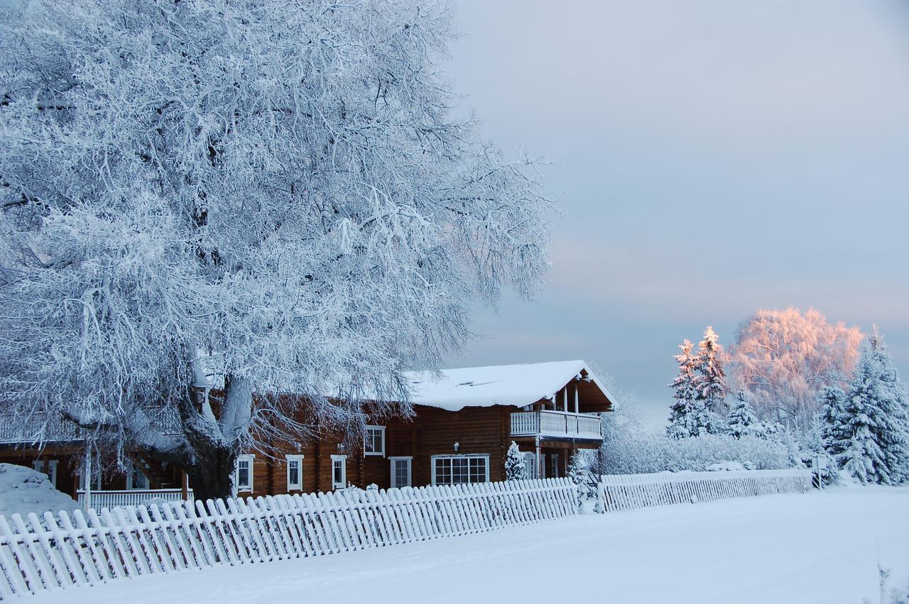 Kuelalistemaja Vehendi Motell Esterno foto