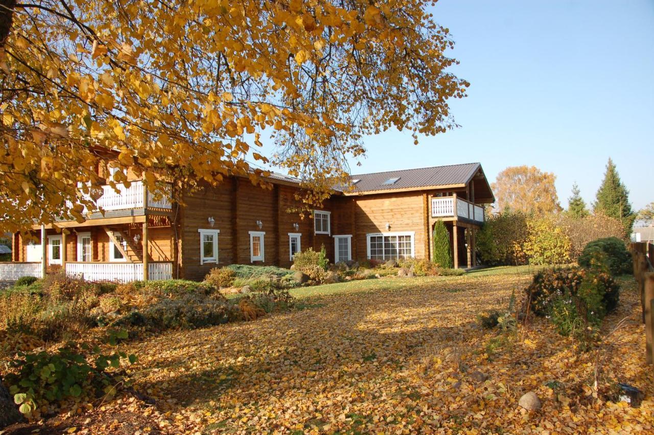 Kuelalistemaja Vehendi Motell Esterno foto