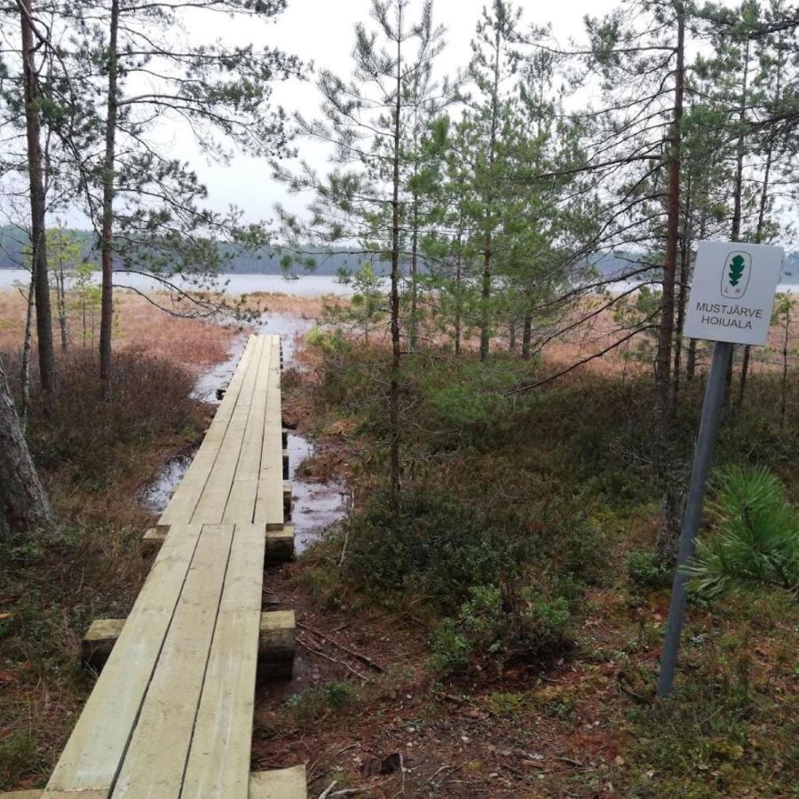 Kuelalistemaja Vehendi Motell Esterno foto