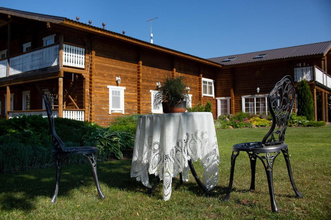 Kuelalistemaja Vehendi Motell Esterno foto